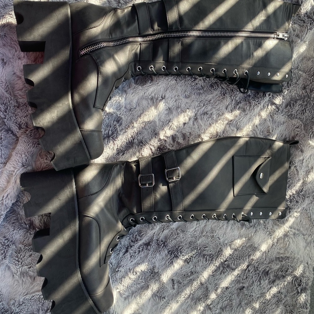 Demonia Platform Stompers